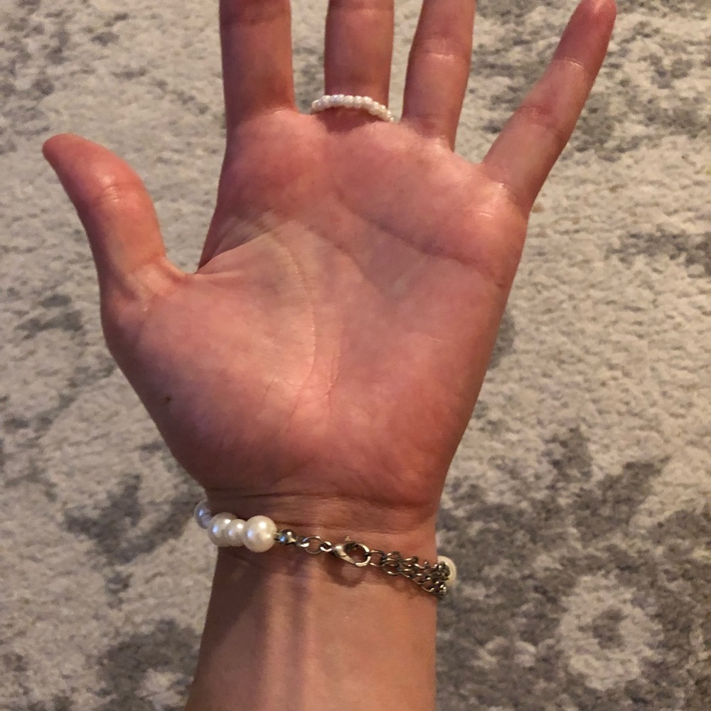 Chic white beaded pearl slave bracelet - Picture 4 of 7